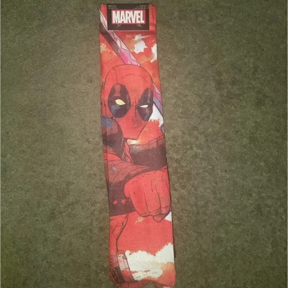2 Pairs Deadpool Crew Socks Shoe Size 6-12 Marvel